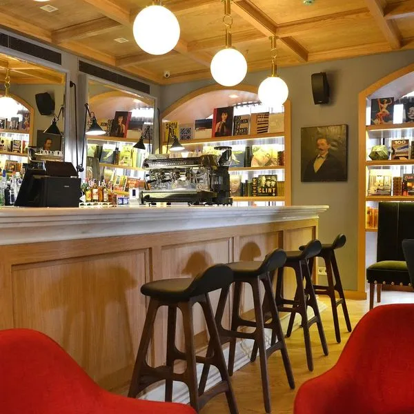 Brown's Central - zdjęcie 3