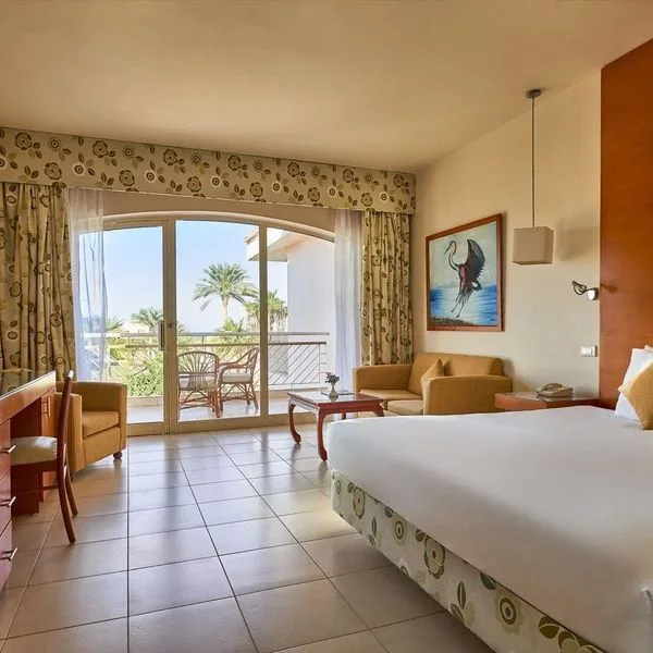 Parrotel Beach Resort (ex. Radisson Blu) - zdjęcie 3