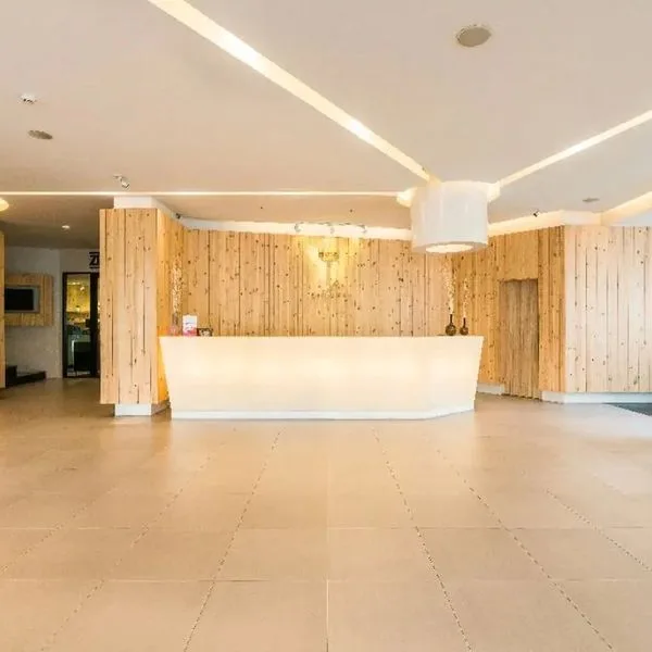 J Pattaya - zdjęcie 2