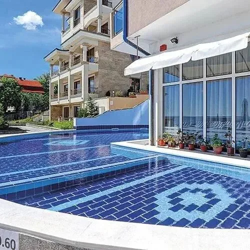 Paraiso Theopolis (Obzor)