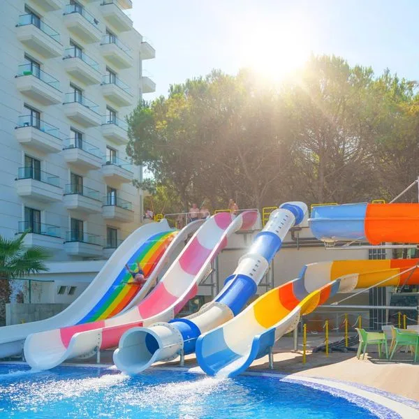 Henry Resort - zdjęcie 3