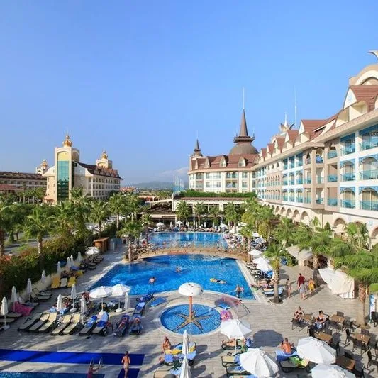 Side Crown Palace (Side) - zdjęcie 2