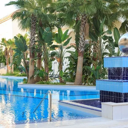 Side Crown Palace (Side) - zdjęcie 3