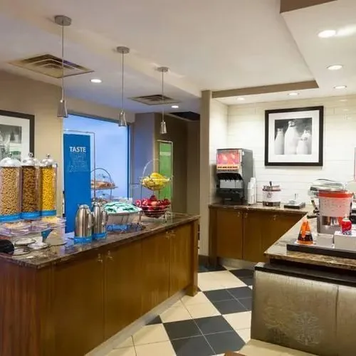 Hampton Inn Chelsea - zdjęcie 5