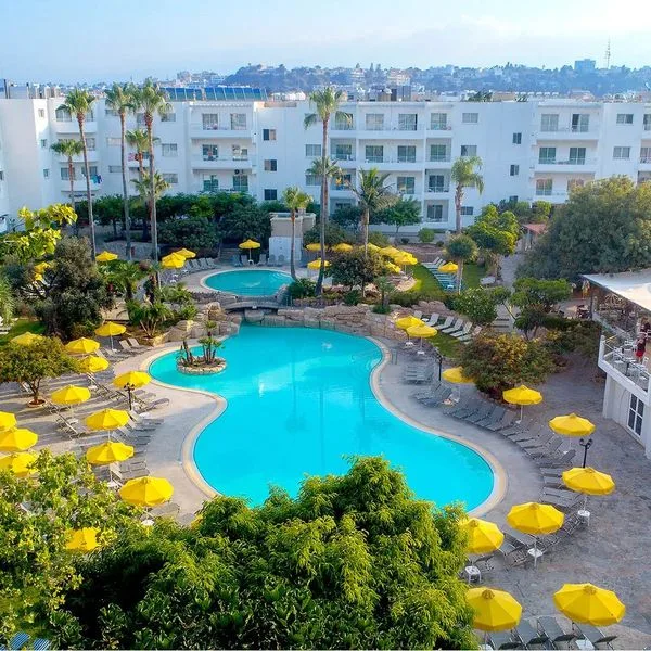 Mayfair Gardens - zdjęcie 2