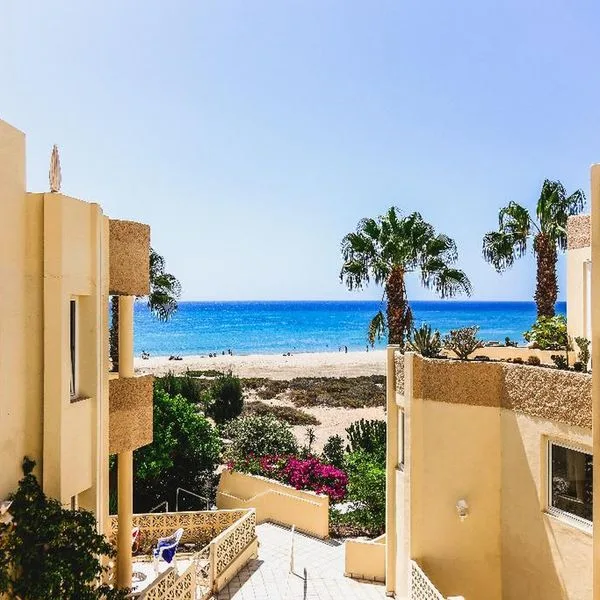 R2 Maryvent Beach Apartment