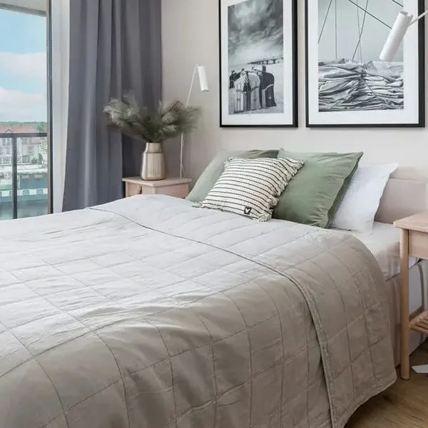 Sun & Snow Lighthouse - zdjęcie 3