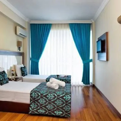 Flora (Kusadasi) - zdjęcie 4