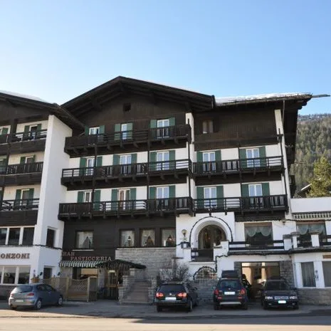 GH Monzoni (Pozza di Fassa)