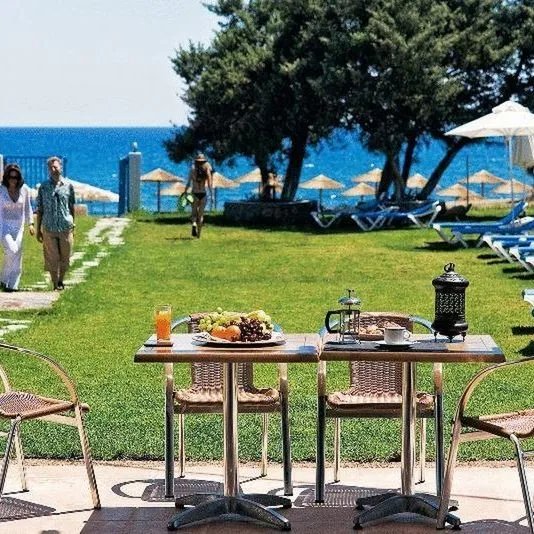 Katikies Studios Apartments - zdjęcie 3