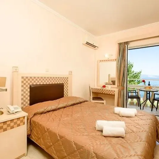 Pontikonissi - zdjęcie 2