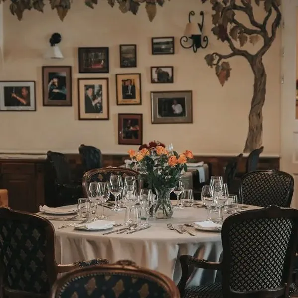 Dwór Sieraków - zdjęcie 4