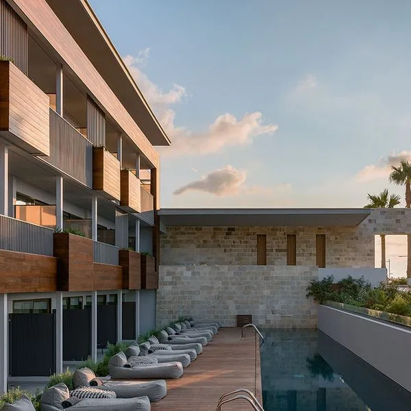 Ikones Seafront Luxury Suites - zdjęcie 3