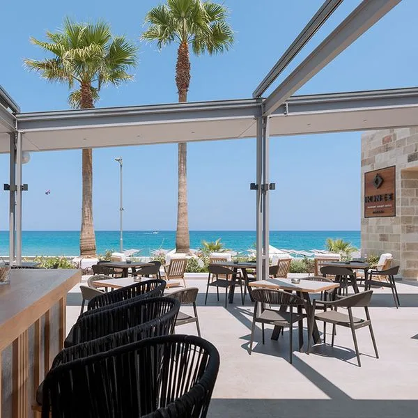 Ikones Seafront Luxury Suites - zdjęcie 5