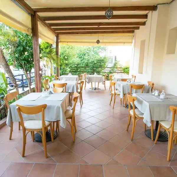 City Plus Rhodes - zdjęcie 2