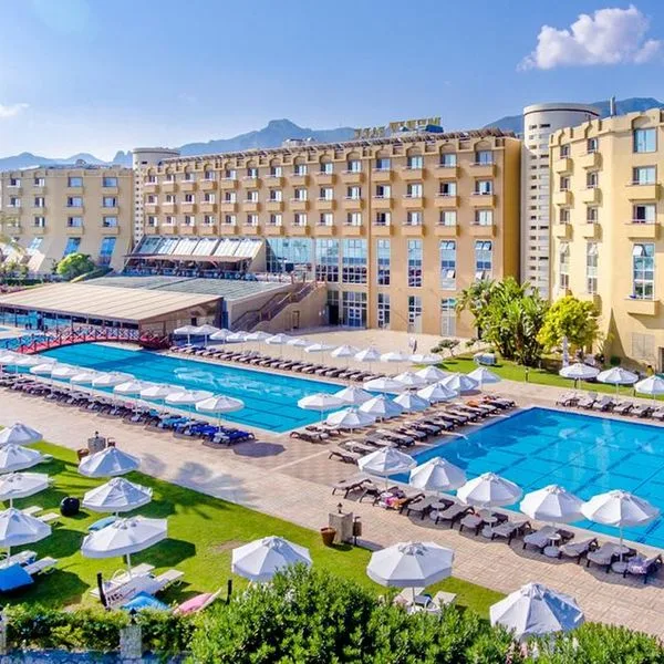 Merit Park - zdjęcie 2