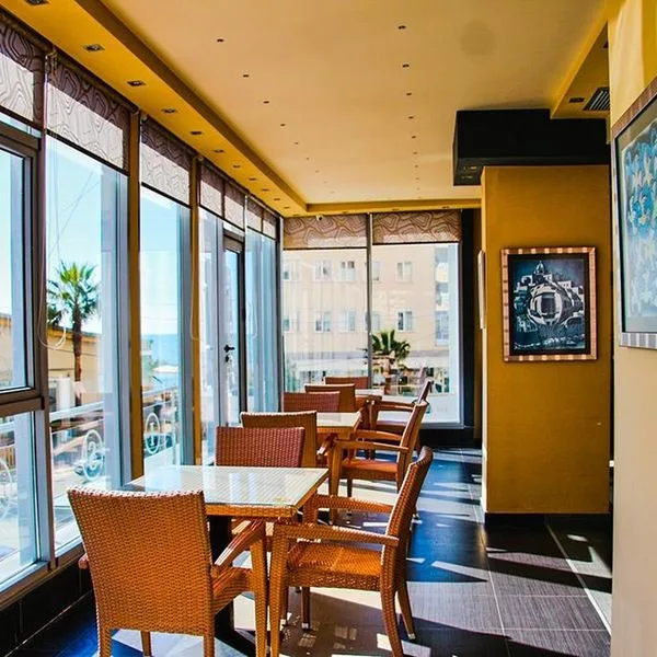 Nais Beach - zdjęcie 5