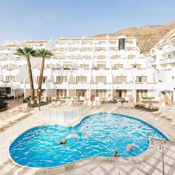 Ona Beverly Hills Heights - zdjęcie 2