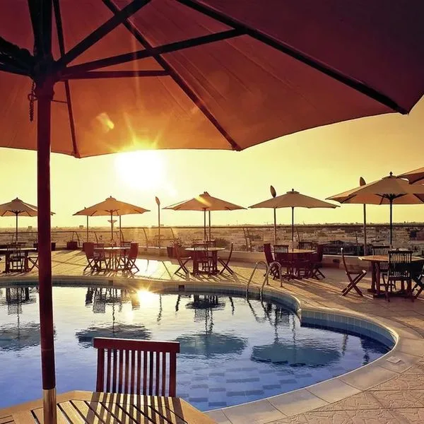 Towers Rotana - zdjęcie 3