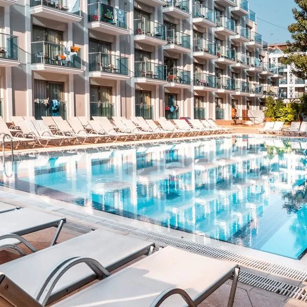 Emre & Emre Beach - zdjęcie 2