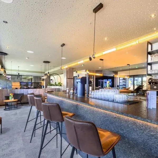 People's - zdjęcie 5