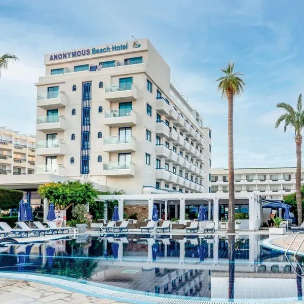 Anonymous Beach - zdjęcie 2