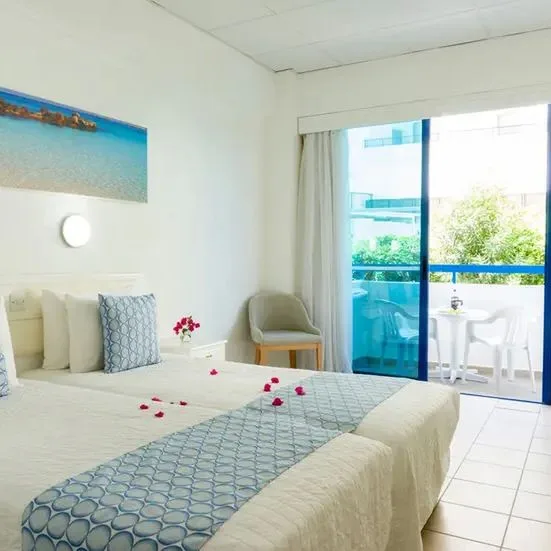 Anonymous Beach - zdjęcie 5