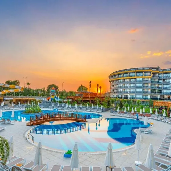 Arnor De Luxe & SPA - zdjęcie 2