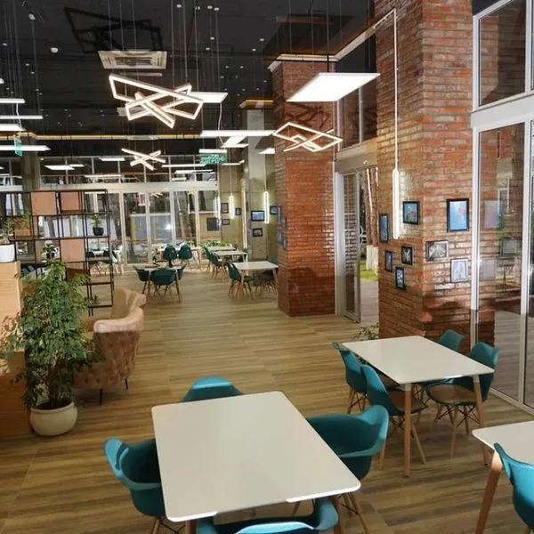 Monaco Garden (Golem) - zdjęcie 2