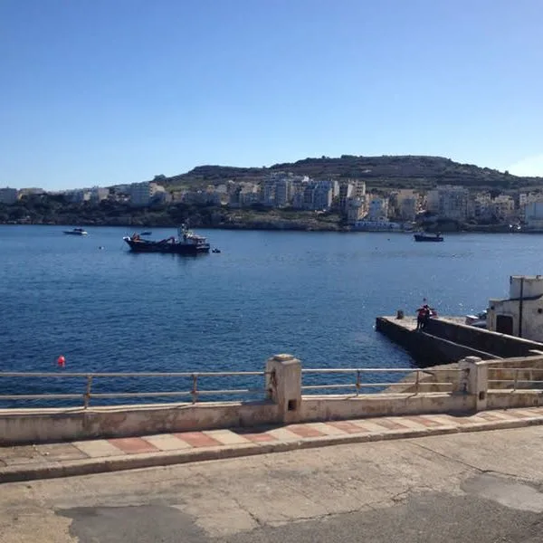 Ambassador (Xemxija) - zdjęcie 3