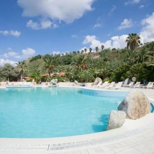 Cala di Volpe (Capo Vaticano) - zdjęcie 2