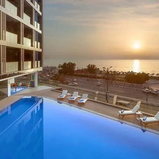 Wyndham Garden Ajman Corniche - zdjęcie 2