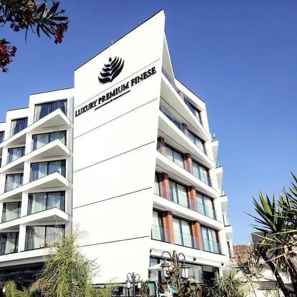 Luxury Premium Finese