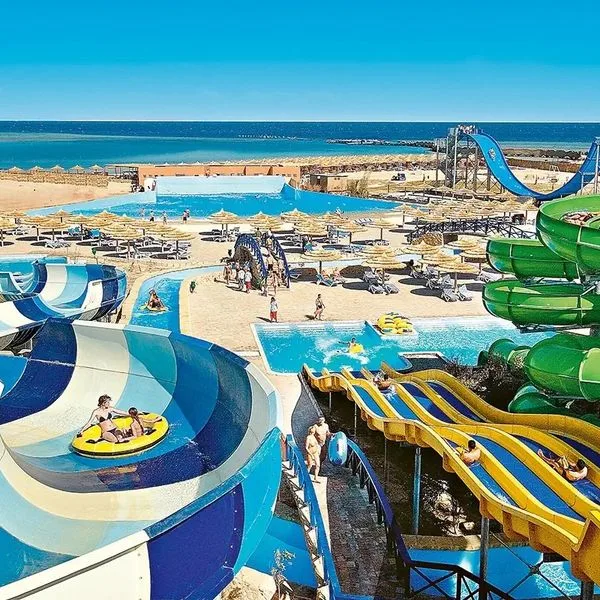 Titanic Beach Spa & Aqua Park - zdjęcie 2