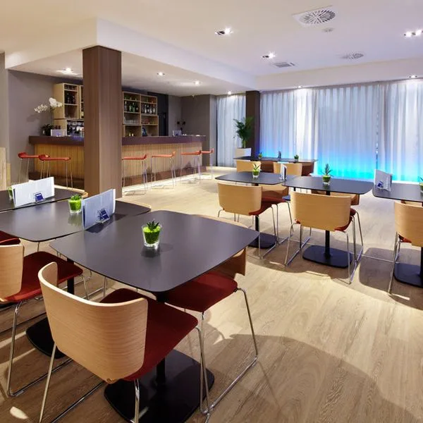 Occidental Praha Five - zdjęcie 4