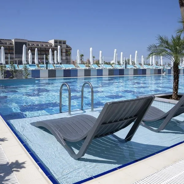 Armella Hill - zdjęcie 2