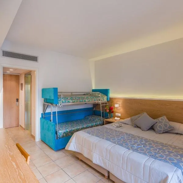 Tigaki Beach - zdjęcie 3