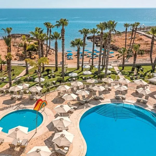 Louis Althea Beach - zdjęcie 3