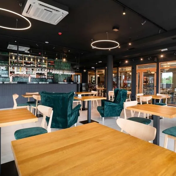 Amber Park - zdjęcie 2