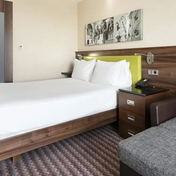 Hampton By Hilton Krakow - zdjęcie 4