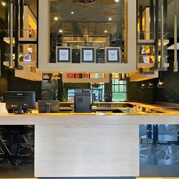 XO Couture - zdjęcie 3