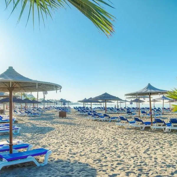 St. Raphael Resort - zdjęcie 2