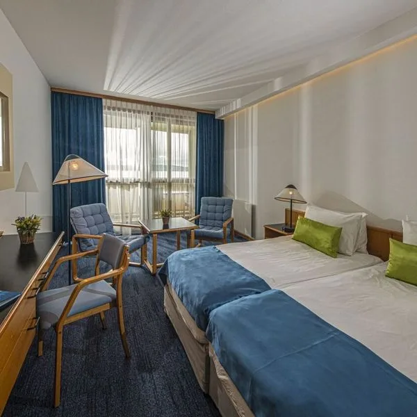 Club Tihany - zdjęcie 5