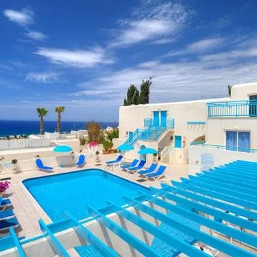 Sunny Hill Apartments