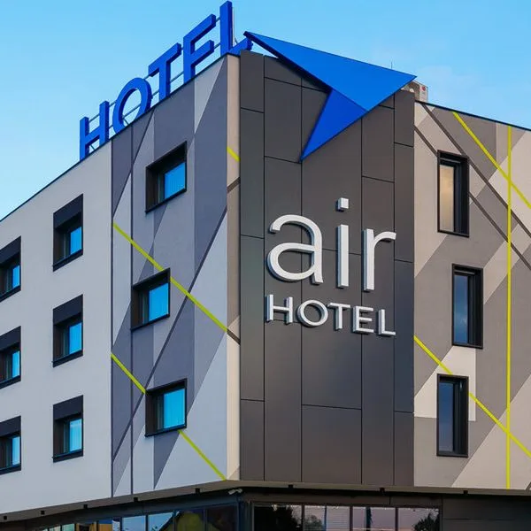 Air Hotel