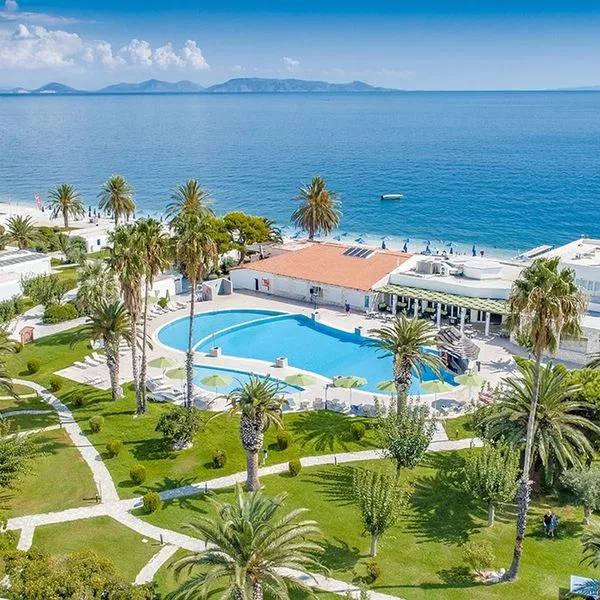 Kinetta Beach Resort