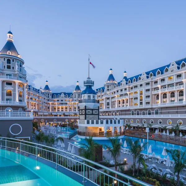 Haydarpasha Palace - zdjęcie 4