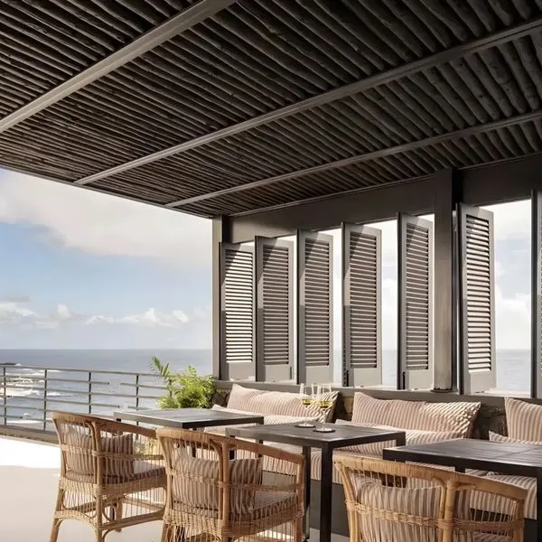 White Exclusive Suites & Villas - zdjęcie 3