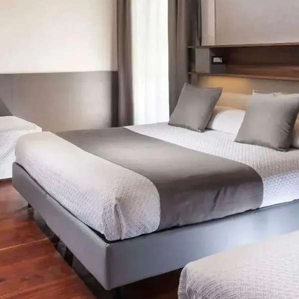 Waldorf Palace - zdjęcie 3