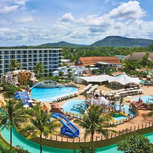 Splash Beach Resort Phuket (ex. Grand West Sands Resort & Villas Phuket)